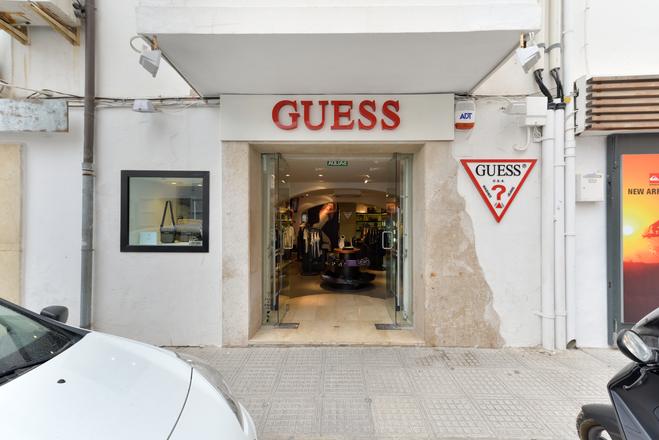 GUESS, Ibiza