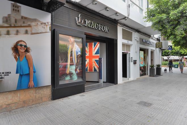 Macson, Ibiza